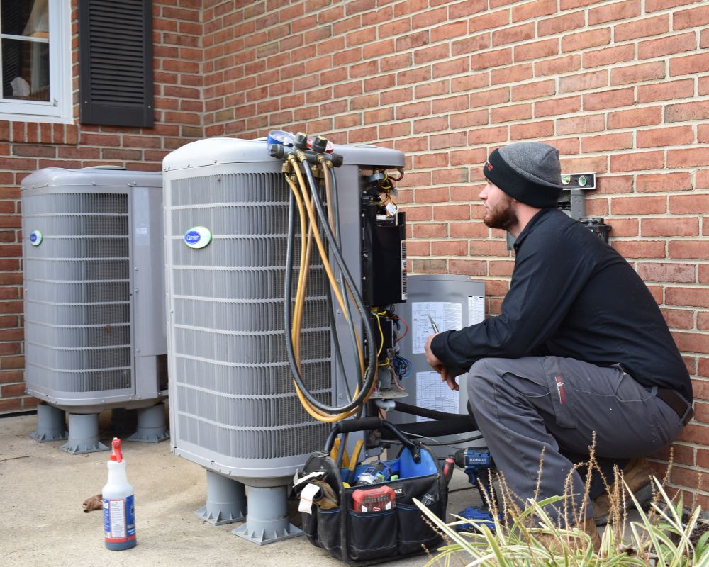 Apex Heating And Air technician
